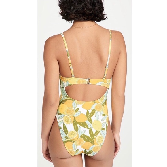 🆕 Andrea Iyamah Sari One Piece Swimsuit in Lemon Print - Picture 2 of 4